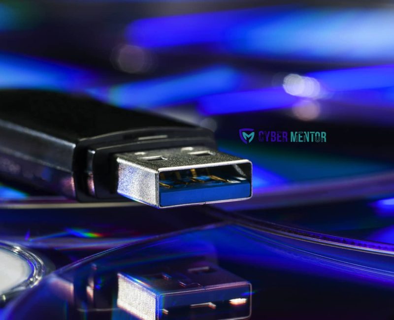 Imagen de una memoria USB, mostrando la importancia de la guía de seguridad de datos en memorias USB.