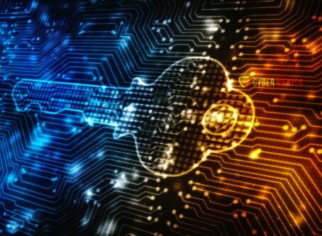 Llave digital sobre circuitos que simboliza la gestión de secretos para evitar fugas de datos.